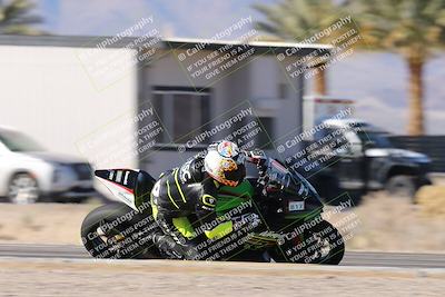 media/Dec-04-2025-Racers Edge (Thu) [[5ebc9f124d]]/3-B Group/5-Session 2 Turn 2 inside Speed Pans/